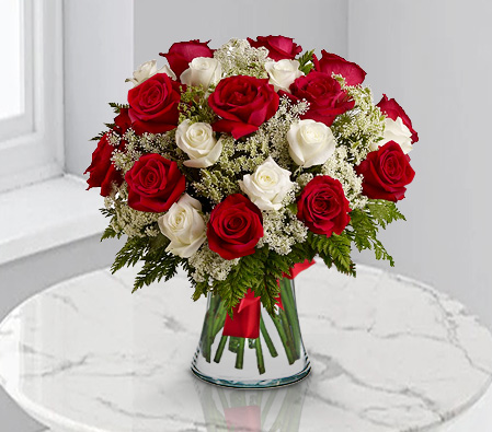 Serendipity-Red,White,Rose,Arrangement,Bouquet